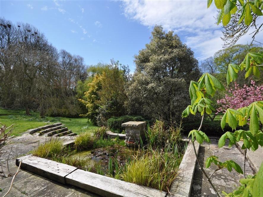 Sixpenny Cottage Upwey Экстерьер фото
